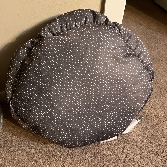 Fringe cat beds - Picture 4 of 8